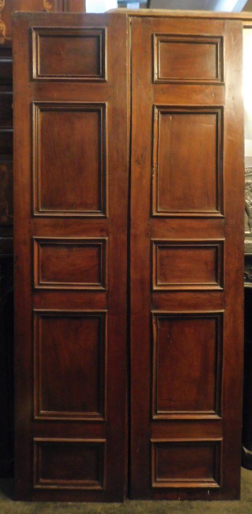 ptci437  porta in noce fine '700, provenienza Torino, mis. h cm 242 x 113,5, spess. cm3